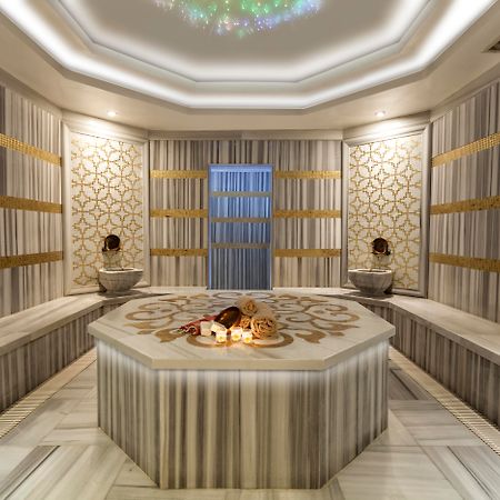 รามาดา พลาซา บาย วินด์แฮม อิซมิต Hotel โคจาเอลี ภายนอก รูปภาพ Turkish bath in Istanbul