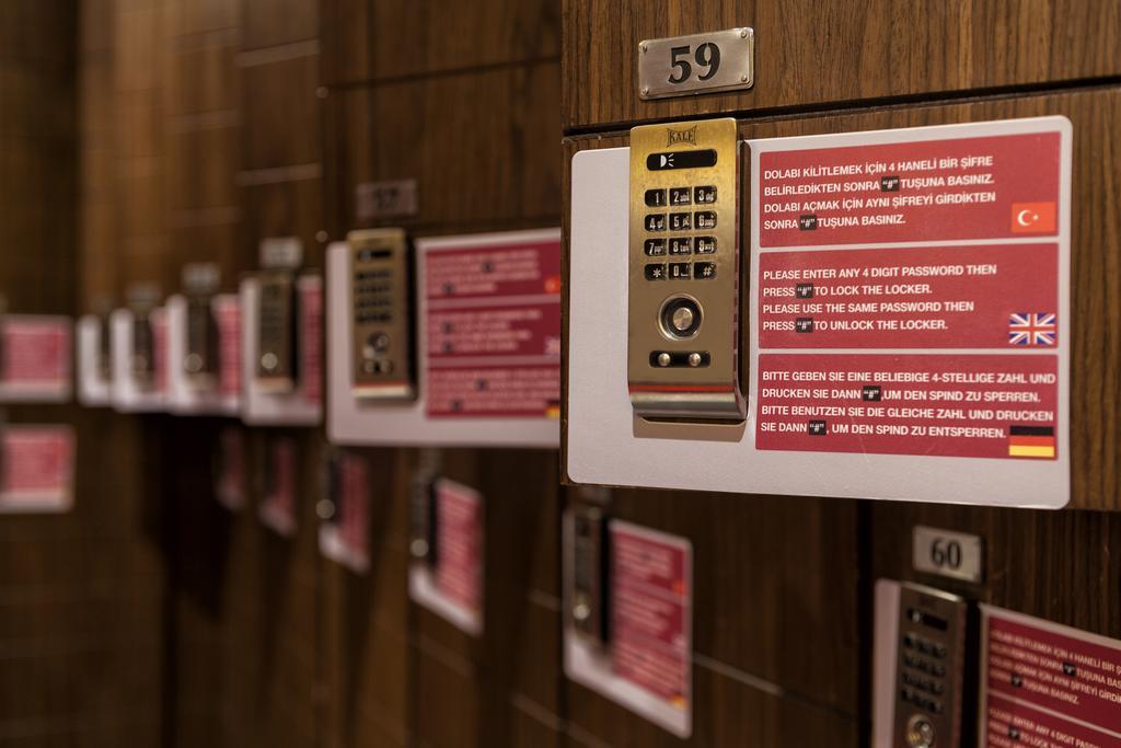 รามาดา พลาซา บาย วินด์แฮม อิซมิต Hotel โคจาเอลี ภายนอก รูปภาพ Private mailboxes